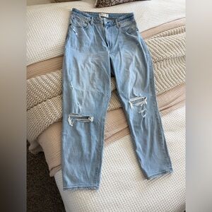 Abercrombie & Fitch The Mom High Rise Jeans